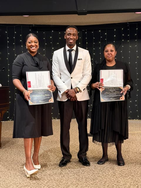 Certificates presented at the Romans 116 Church certification ceremony (9)